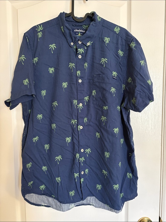 chubbies Other - Chubbies Friday Navy Short-Sleeve Palm Print Button-Up Shirt